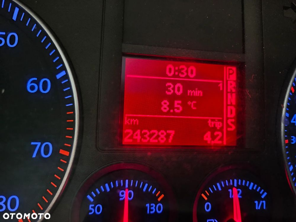 Volkswagen Golf Plus 2.0 FSI Automatik Comfortline - 14