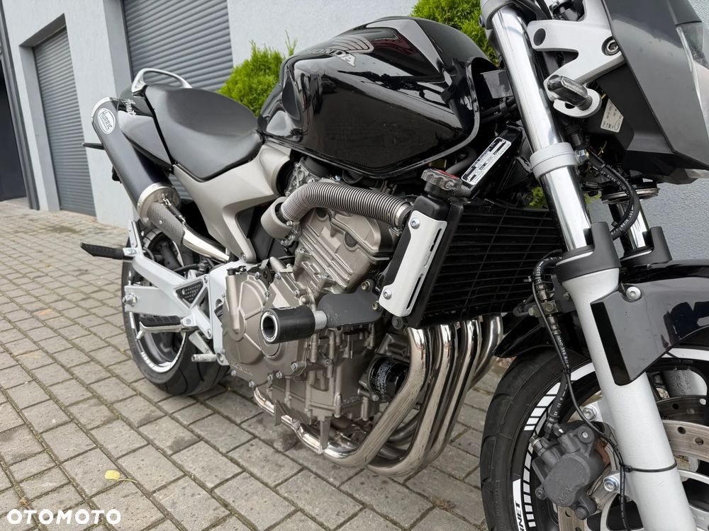 Honda Hornet - 24