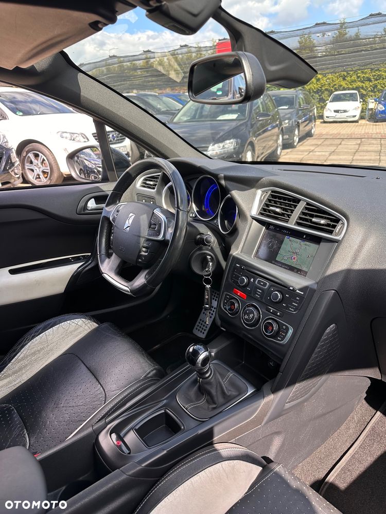 Citroën DS4 HDi 165 Pure Pearl - 23