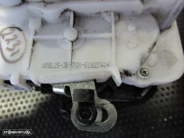 Fecho 51827416 FIAT 500 2009 FE ELETRICO - 5