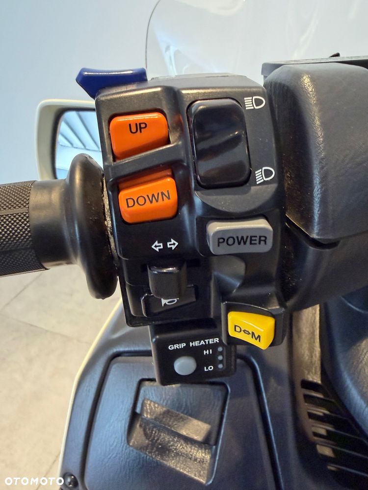 Suzuki Burgman - 11