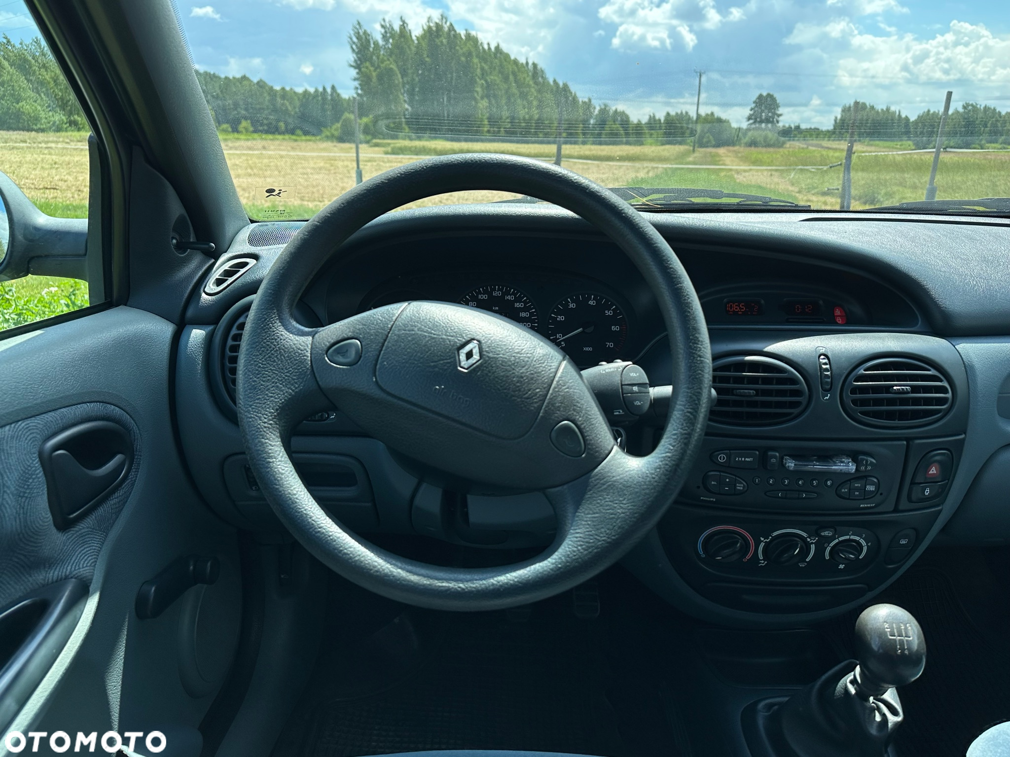 Renault Megane 1.6 RN - 13