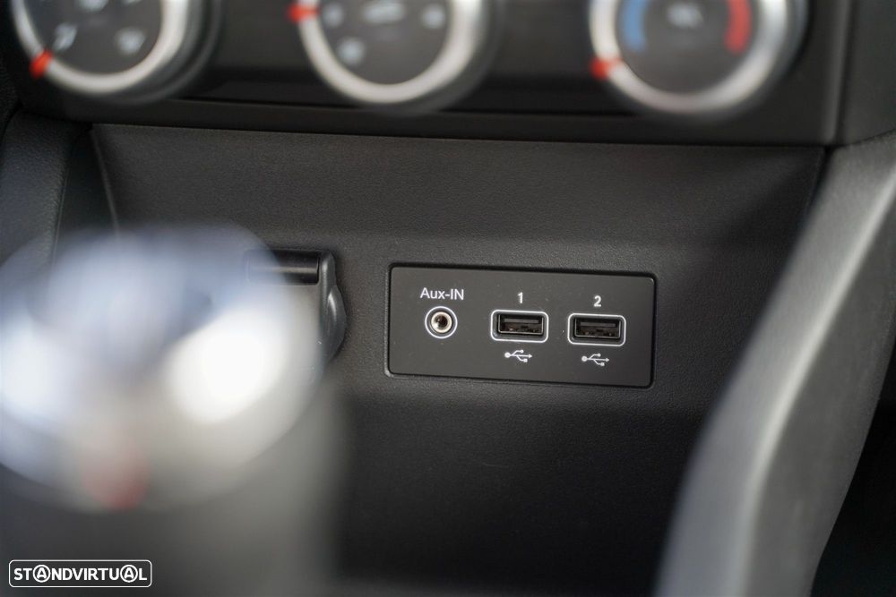 Renault Clio 1.0 TCe Evolution Bi-Fuel - 24