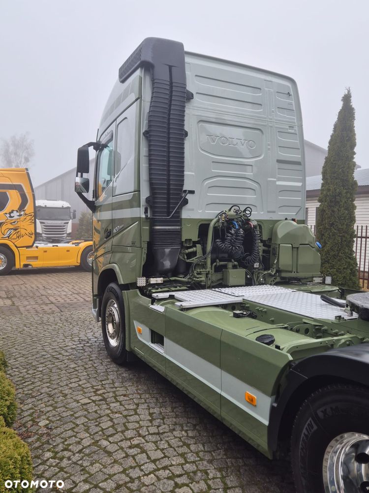 Volvo FH GLOBETROTTER - 15