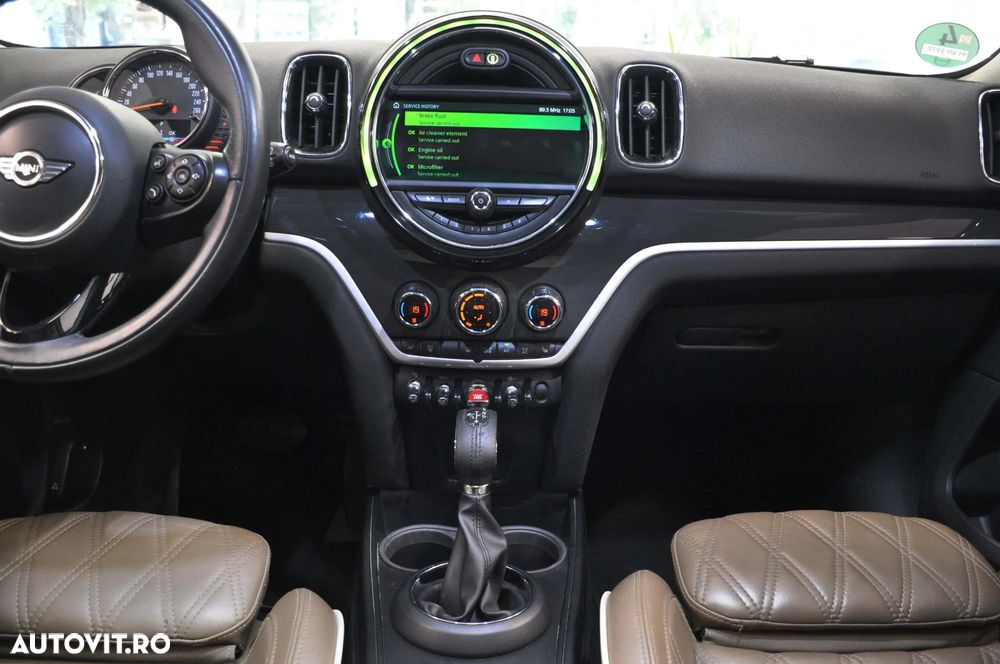 Mini Countryman - 15