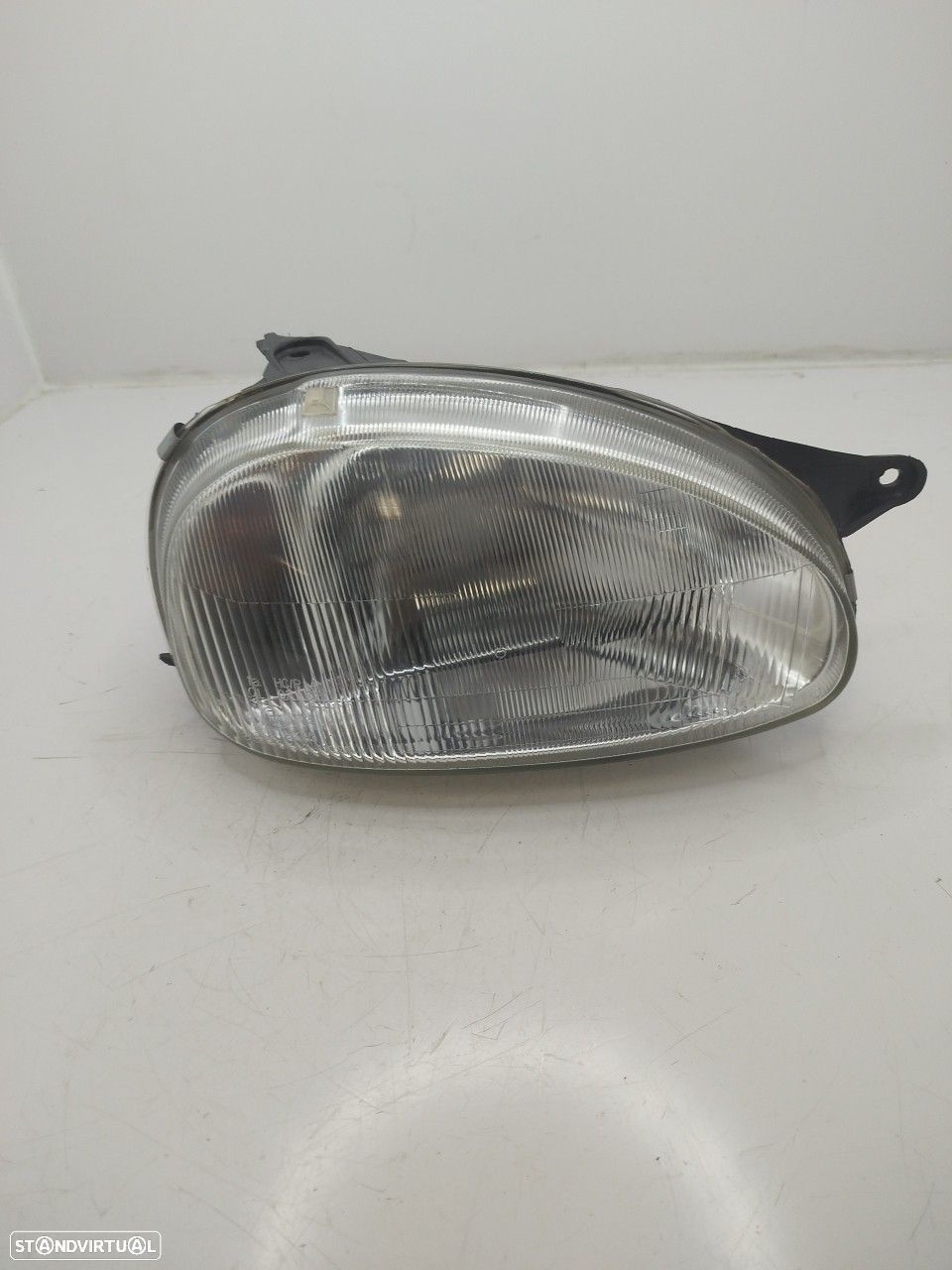 Farol/ Otica Dianteiro Dto Opel Corsa B (S93) - 1