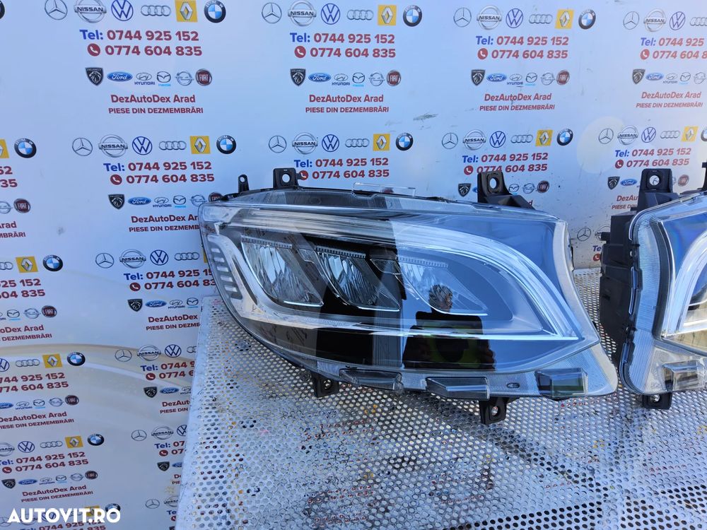 Far Led Mercedes Sprinter w907 faruri Led stânga dreapta cod a9109067200 a9109067100 - 2