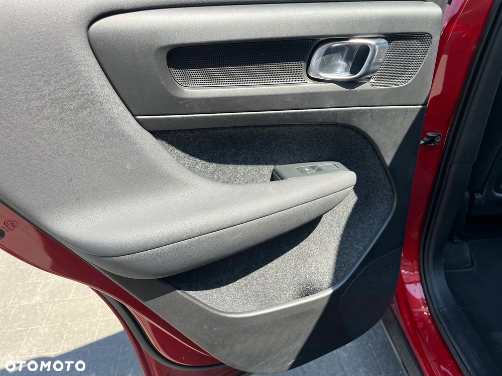 Volvo XC 40 - 19