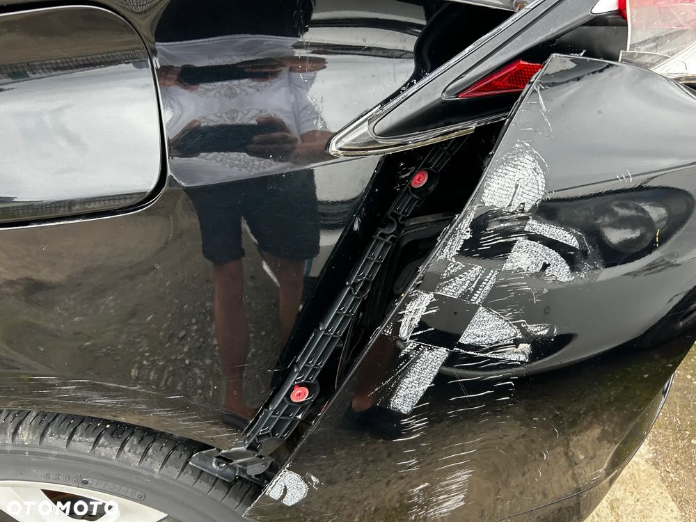 Toyota Prius Hybrid - 20
