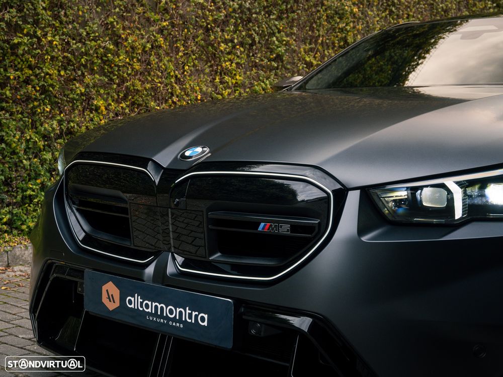 BMW M5 Standard - 8