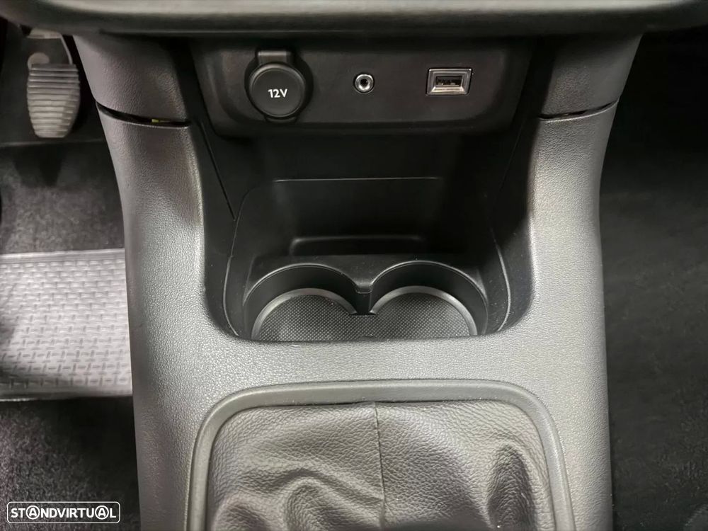 Citroën C3 1.6 BlueHDi Exclusive — fotografia 17