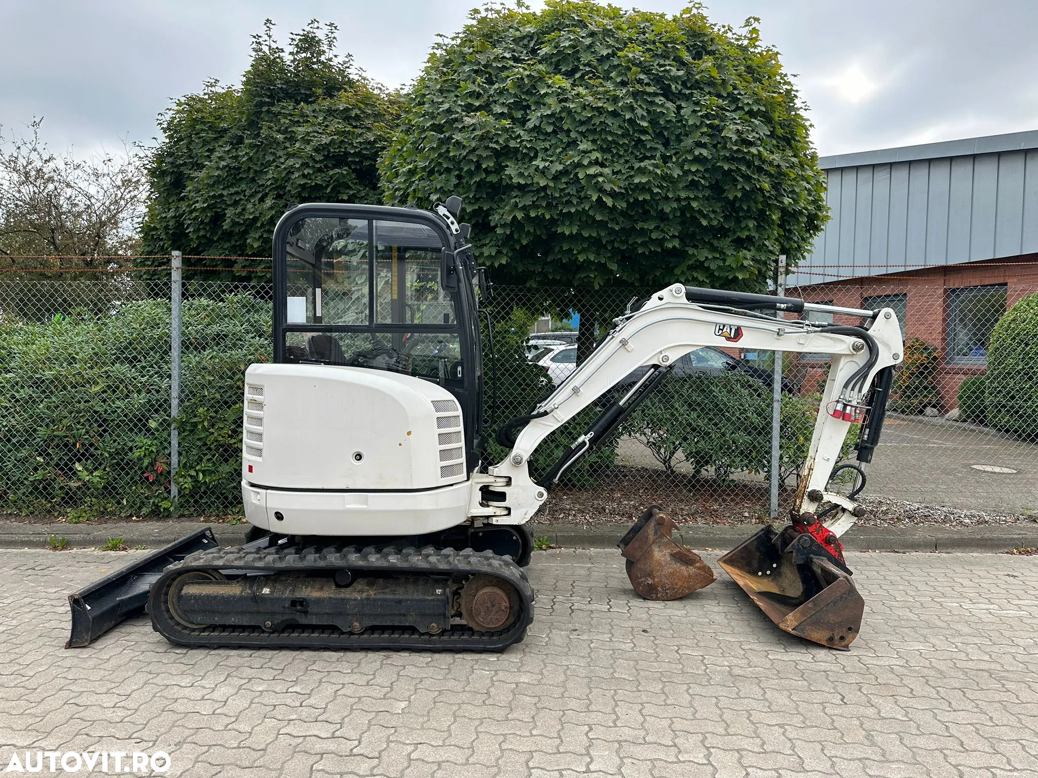 Caterpillar 302.7 DCR Miniexcavator, 2 Cupe, TOP !!! - 6