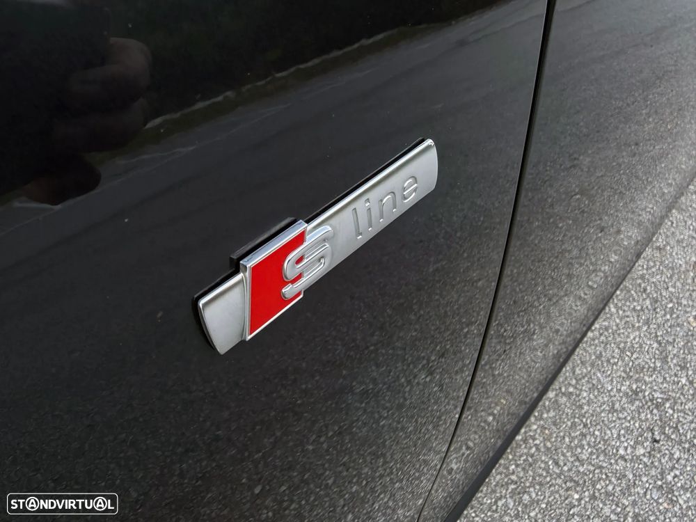 Audi A4 Avant 2.0 TDI Business Line S-line - 18