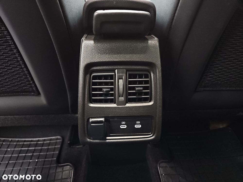 Renault Captur 1.0 TCe Techno - 29