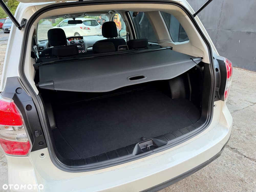 Subaru Forester 2.0i Platinum Lineartronic EU6 - 20