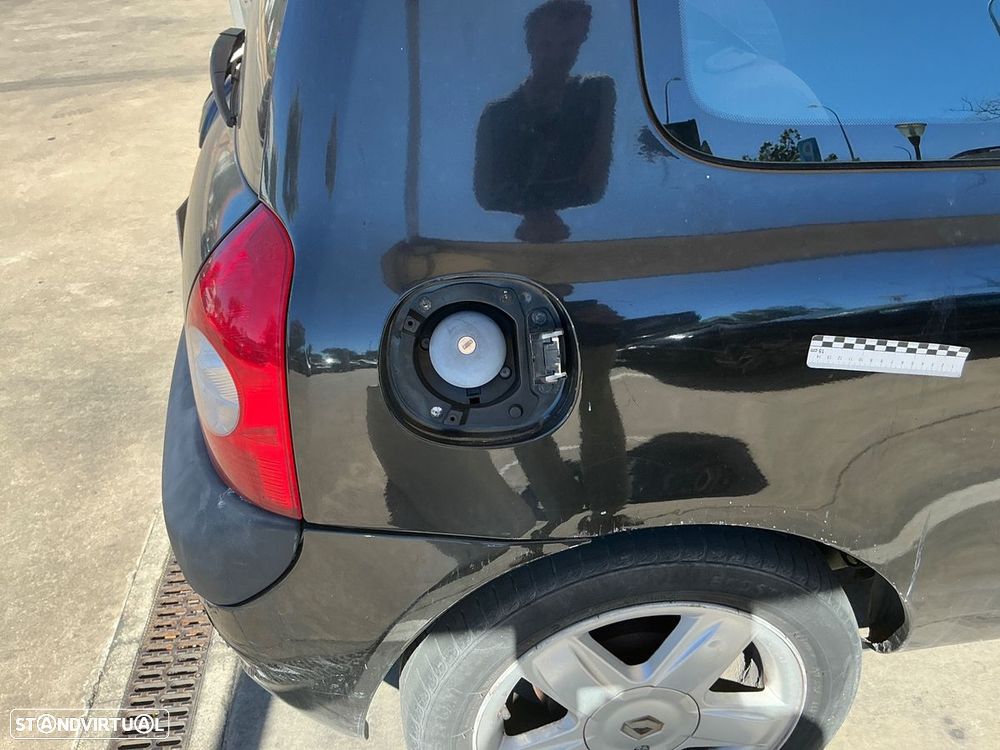 Renault Clio 1.2 16V Dynamique - 37
