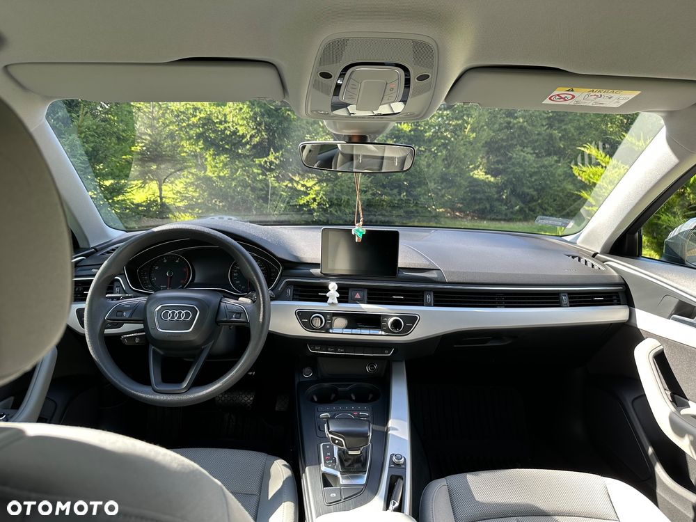 Audi A4 Avant 2.0 TDI S tronic - 9