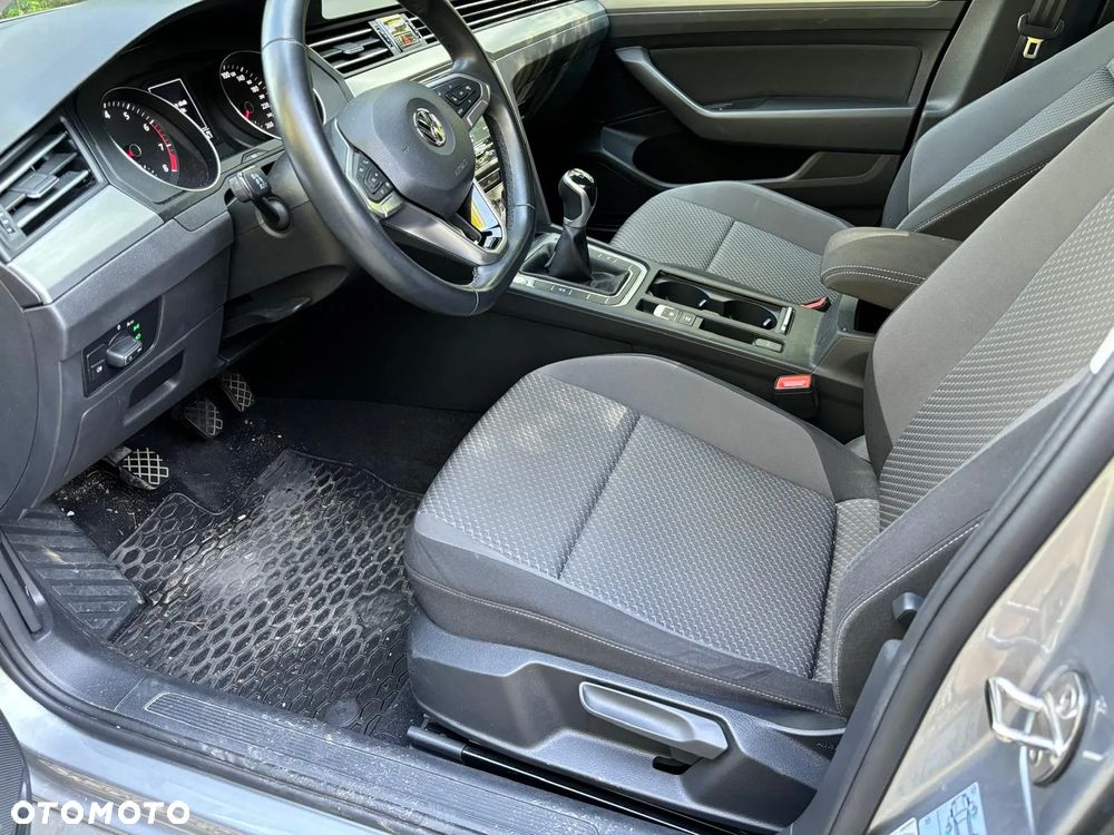 Volkswagen Passat 1.5 TSI EVO Business - 27