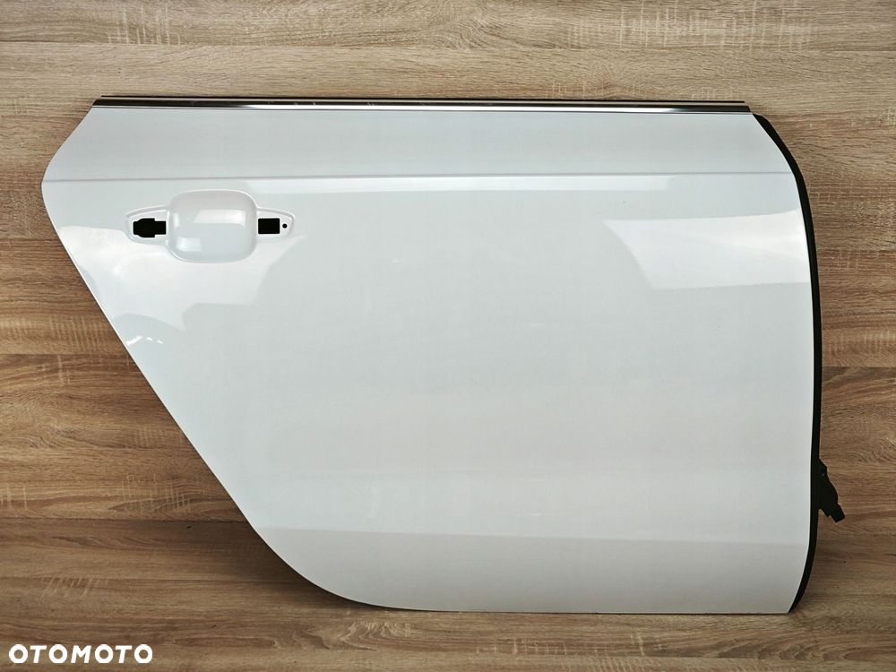 DRZWI PRAWY TYŁ AUDI A7 C7 LS9R 32 km - 1