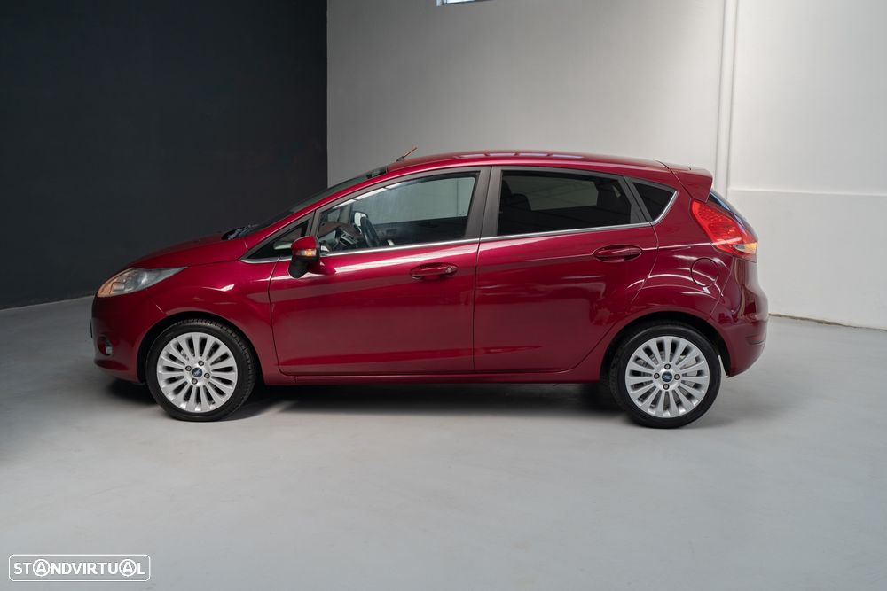 Ford Fiesta 1.4 TDCI Titanium - 23
