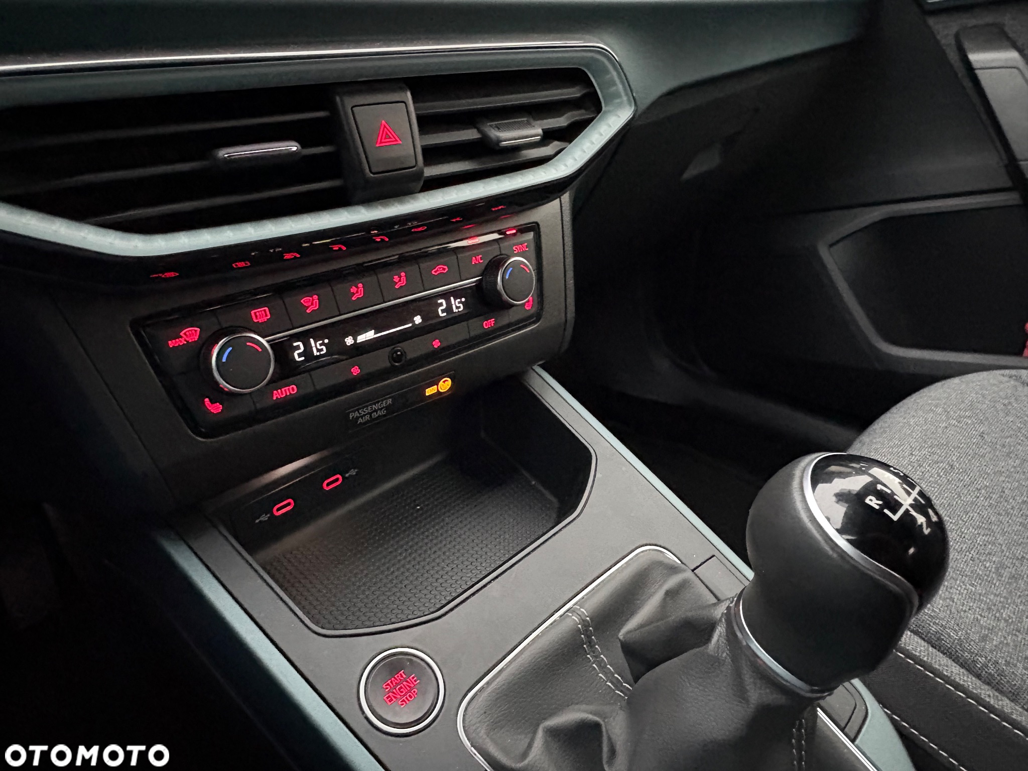 Seat Arona 1.0 TGI Xperience - 26