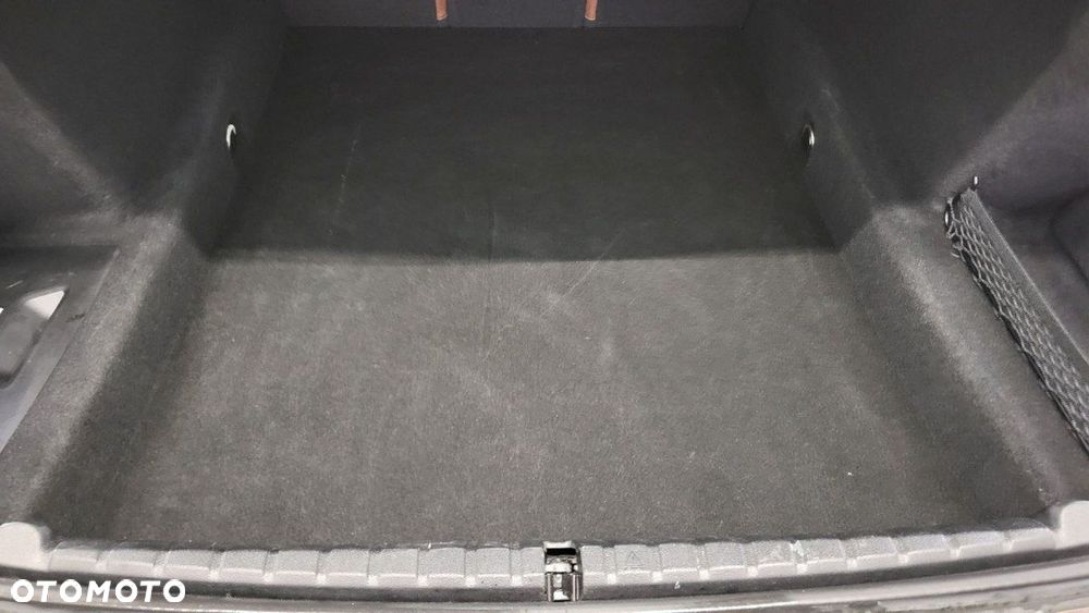 BMW Seria 8 840d xDrive mHEV - 26