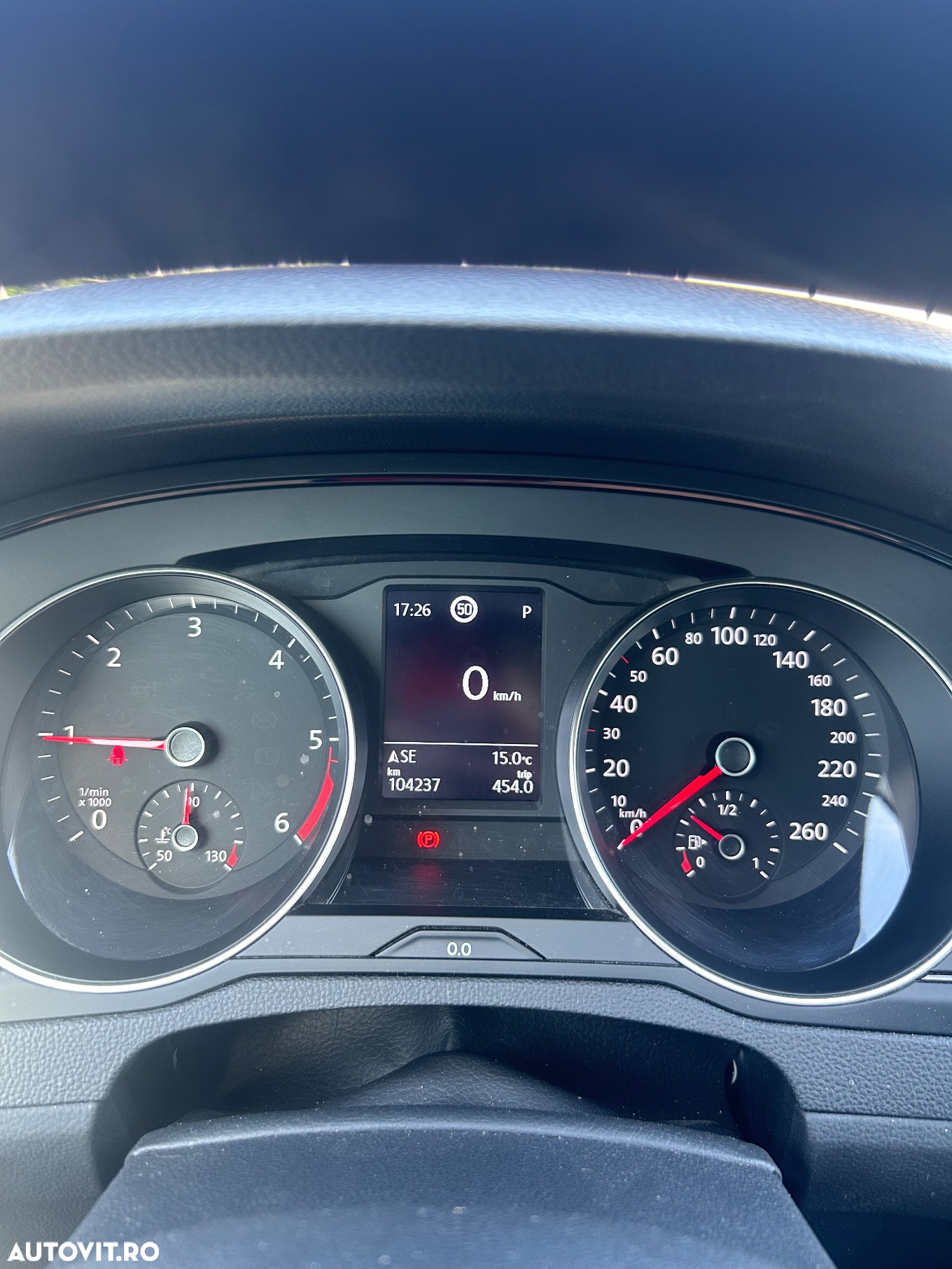 Volkswagen Passat Variant 2.0 TDI DSG Trendline - 2