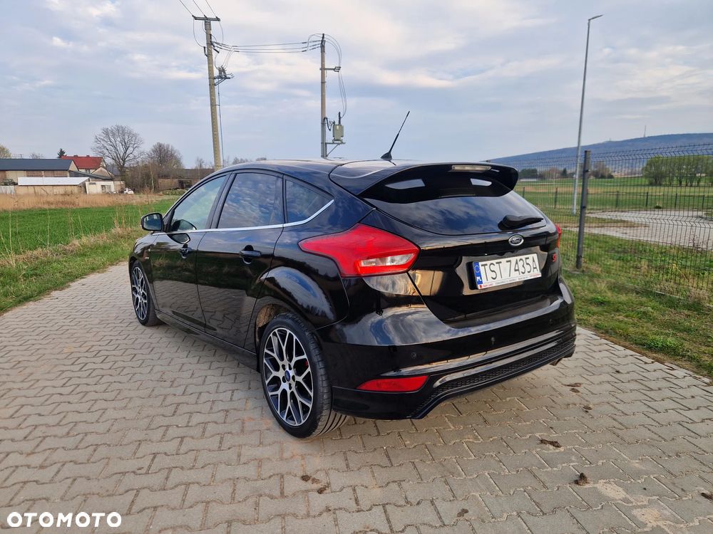 Ford Focus 2.0 TDCi ST-Line Black ASS - 4