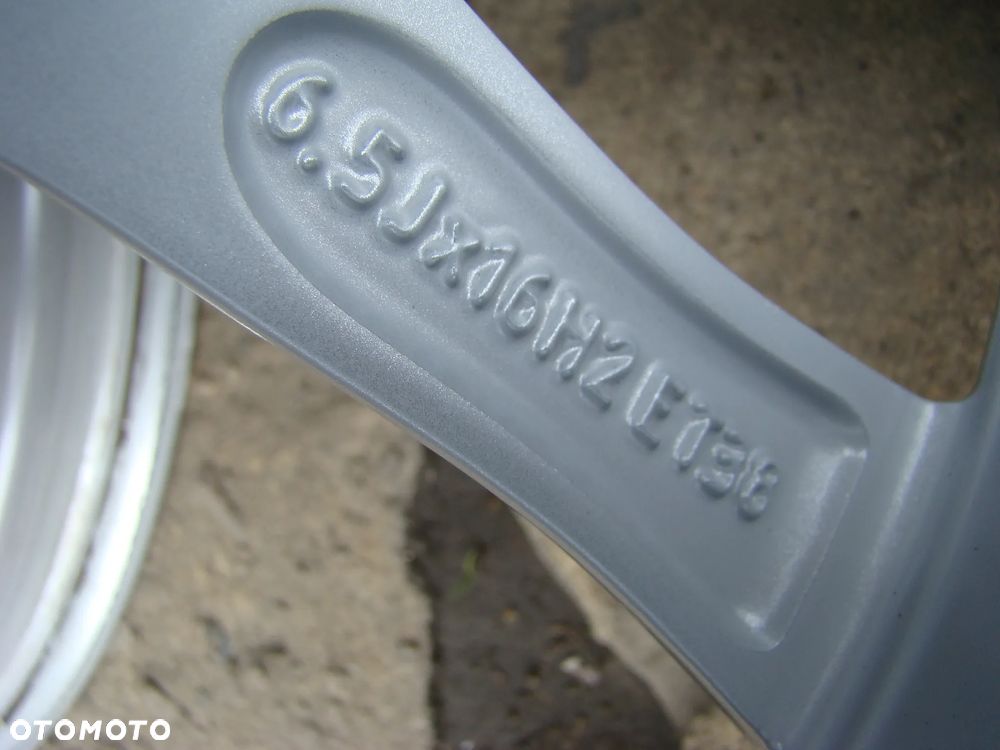 a46 5x112 Audi A4 B6 B7 B8 A3 8P 8Y 8V Q2 A6 C5 C6 6,5jx16 et38 - 6