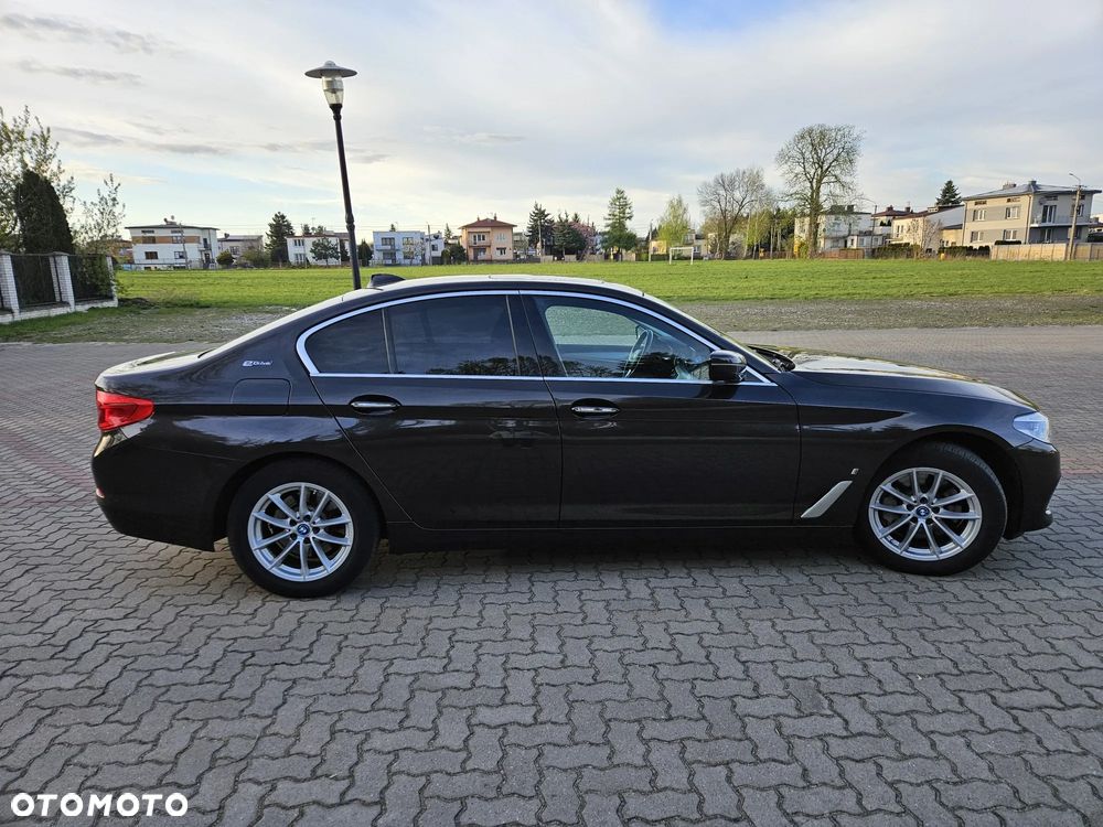 BMW Seria 5 530e iPerformance Luxury Line - 6
