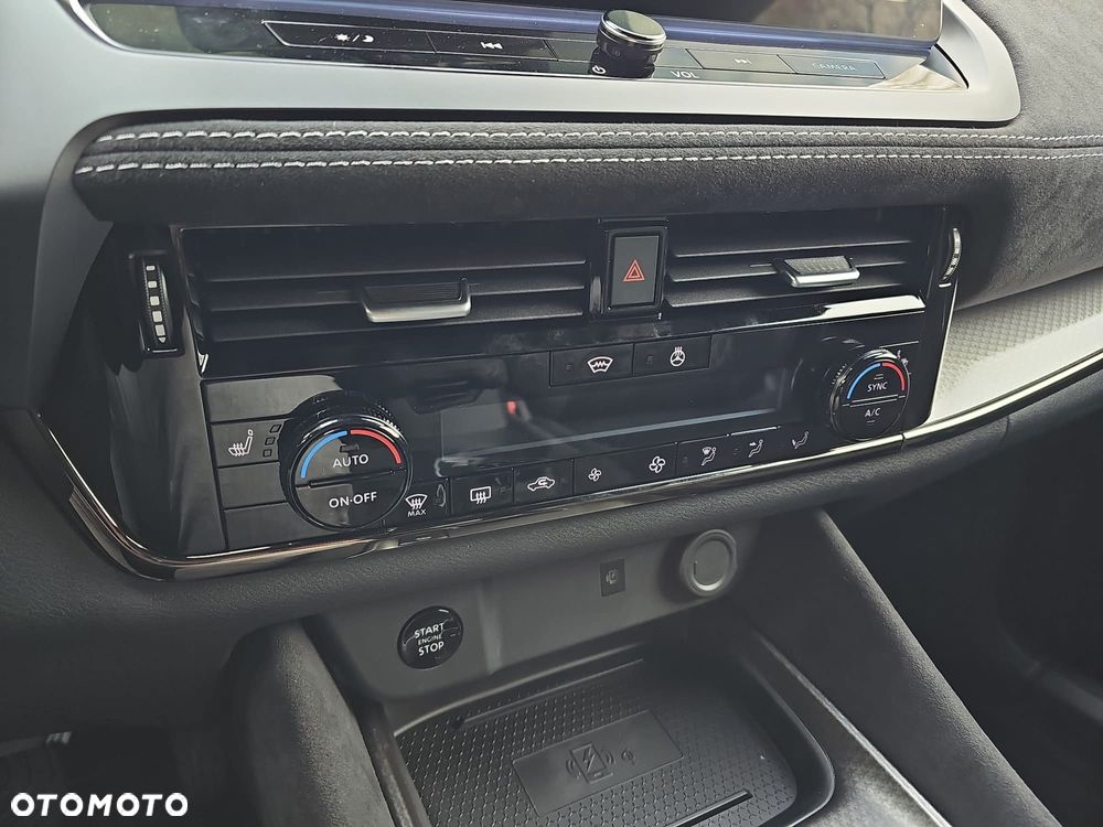 Nissan Qashqai 1.3 DIG-T MHEV N-Design Xtronic - 13