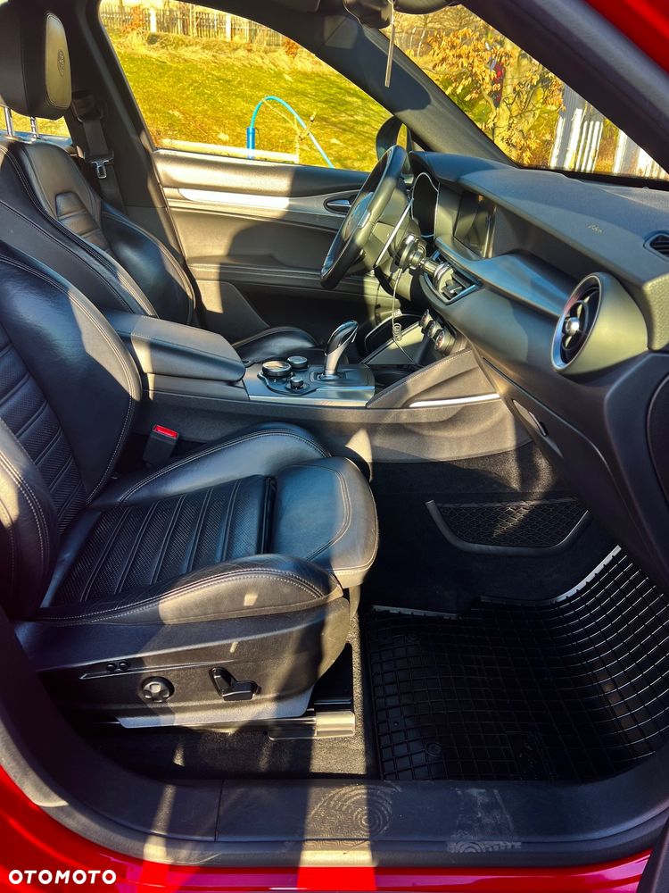 Alfa Romeo Stelvio 2.0 Turbo B-Tech Edition Q4 - 24