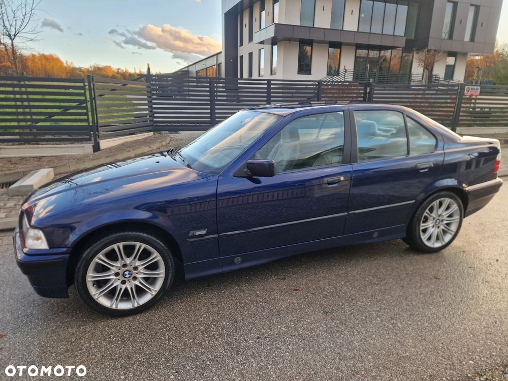 BMW Seria 3 - 1