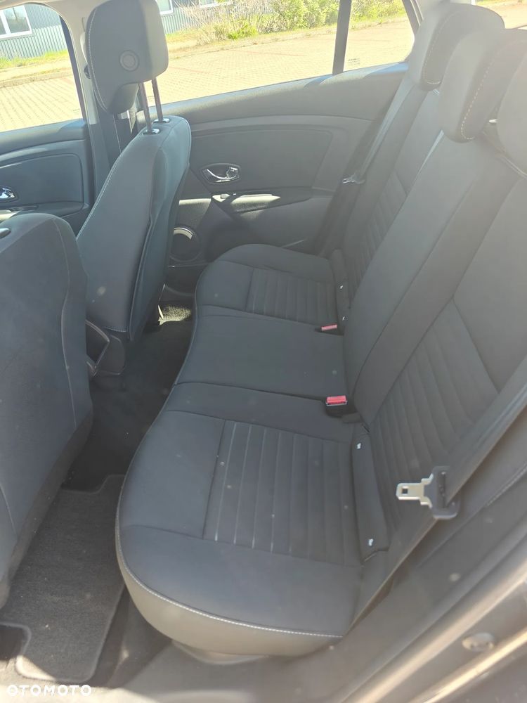 Renault Megane 1.6 16V 110 LIMITED - 13