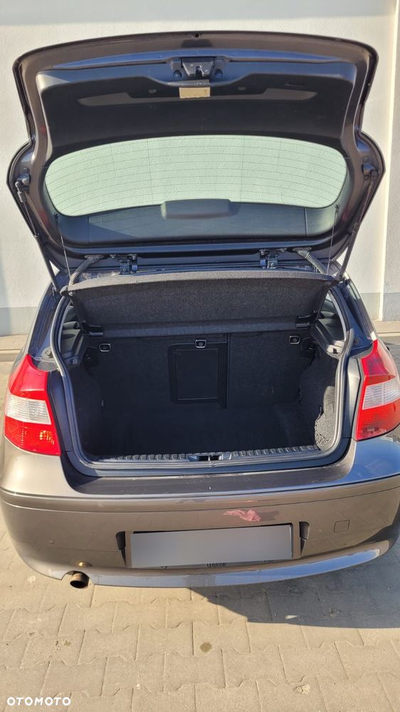 BMW Seria 1 116i - 15