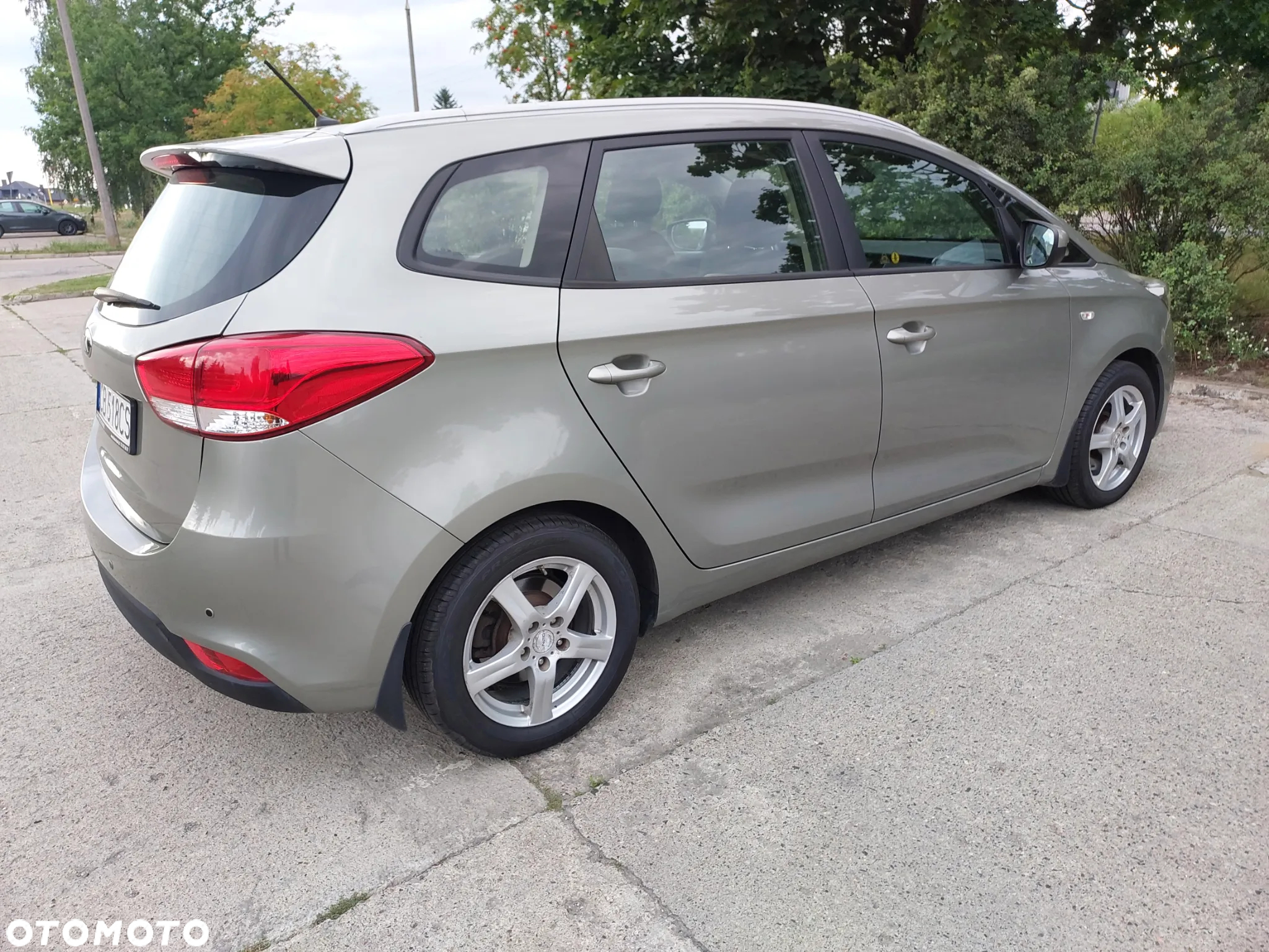 Kia Carens 1.6 GDI Business Line EU6 - 4