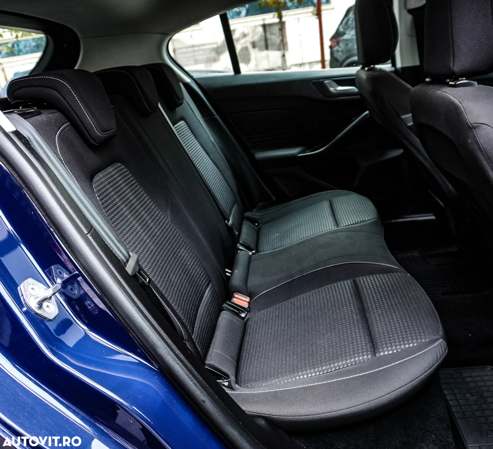 Ford Focus 1.5 EcoBlue Titanium Business - 17