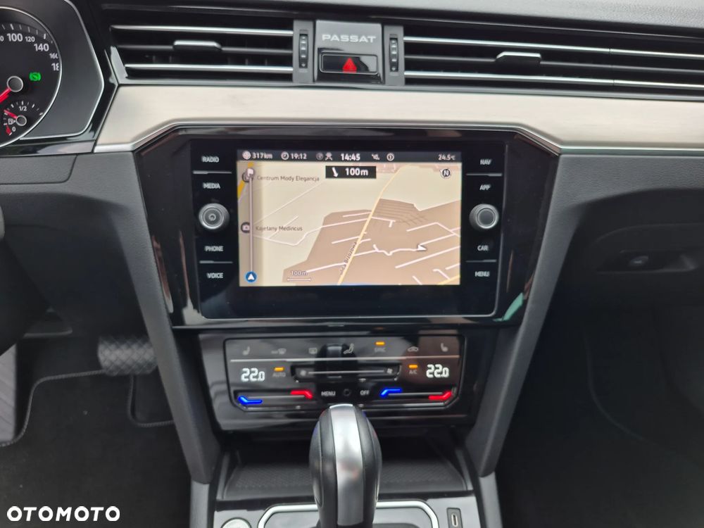 Volkswagen Passat 2.0 TDI 4Mot Elegance DSG - 19