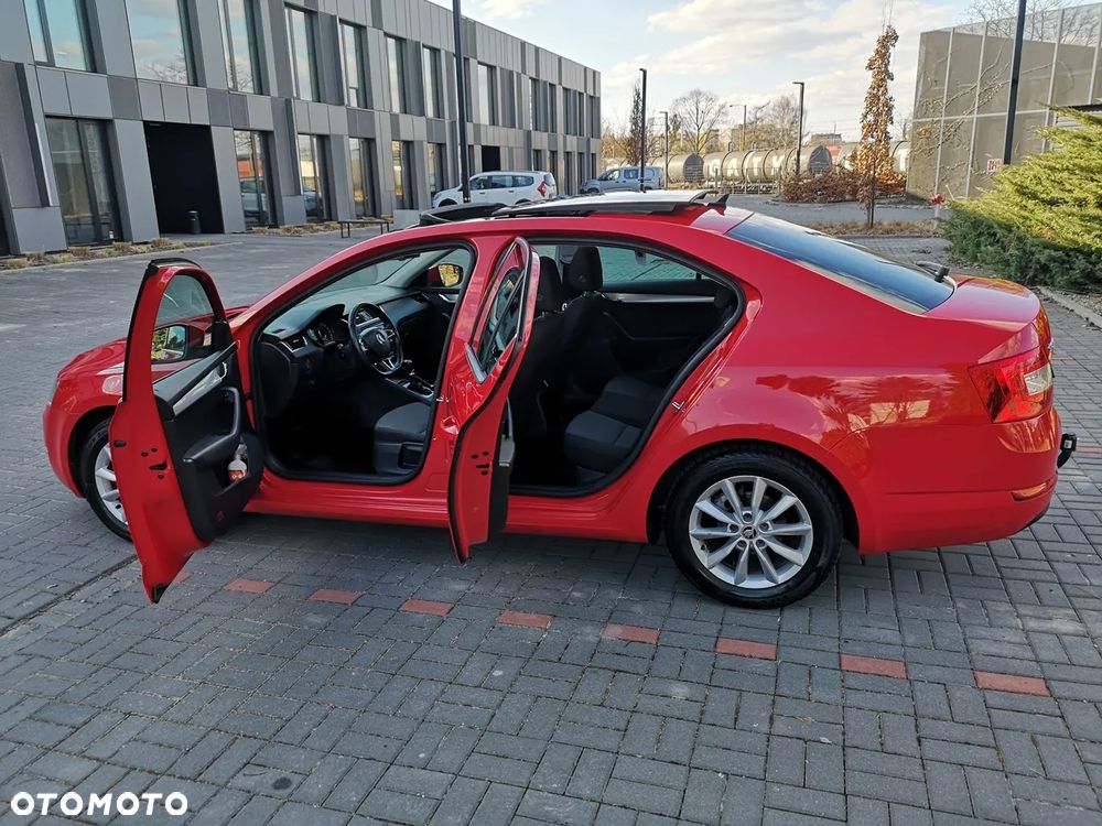 Skoda Octavia 1.4 TSI DSG Ambition - 11