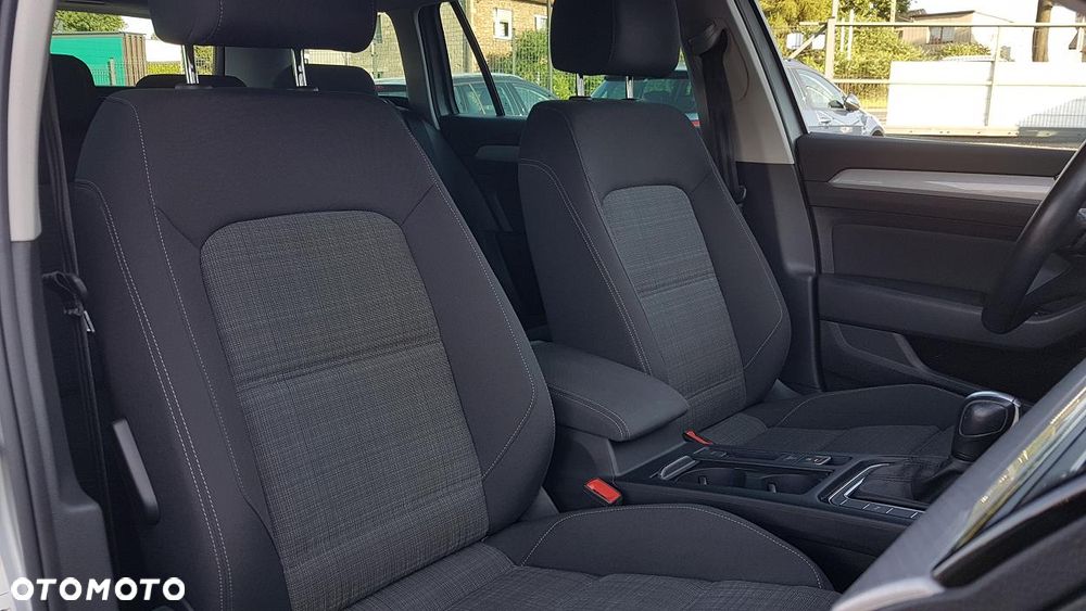 Volkswagen Passat 2.0 TSI Business DSG - 25
