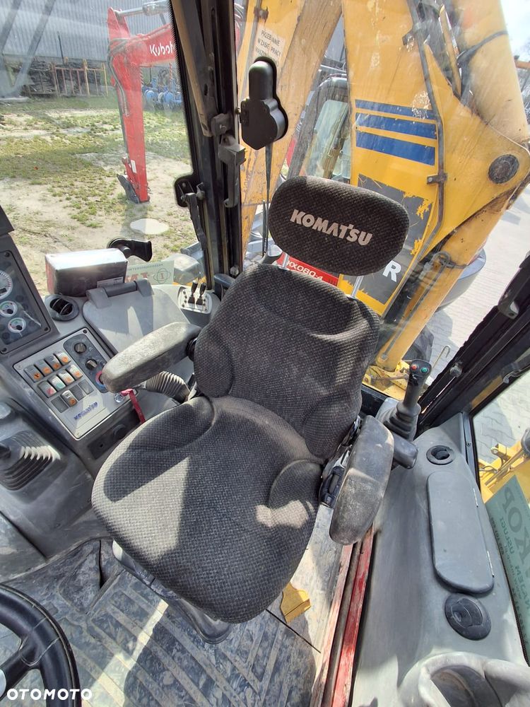 Komatsu WB97R-5E0 - 7