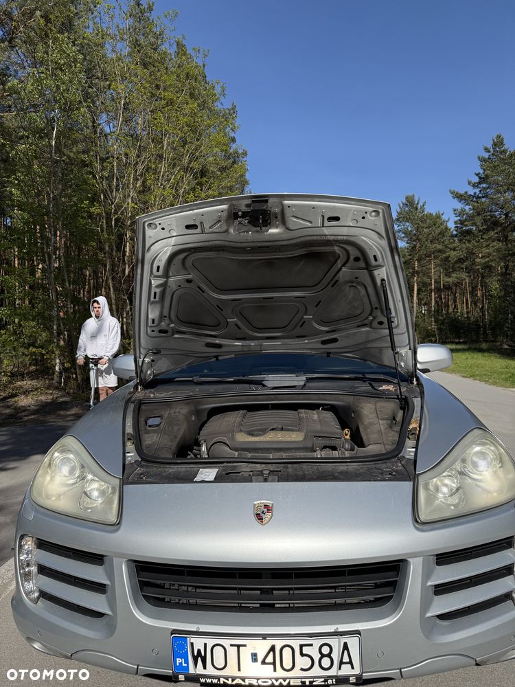 Porsche Cayenne - 22