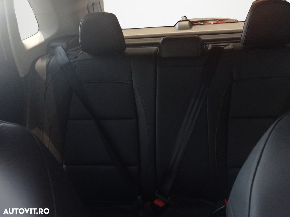 MG ZS HEV 1.5 GSI AT Exclusive - 19