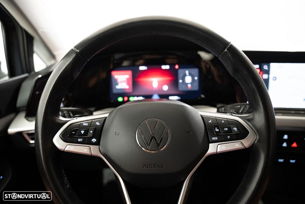 VW Golf Variant 1.0 eTSI Life DSG - 16