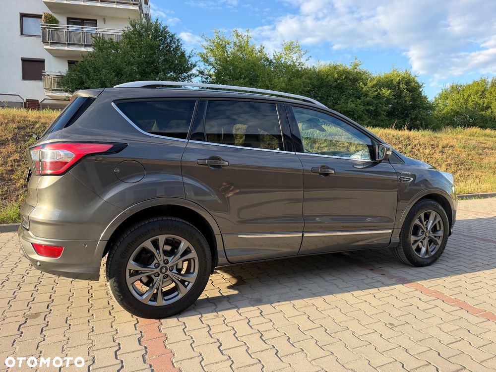 Ford Kuga 2.0 TDCi 4x4 Vignale - 11