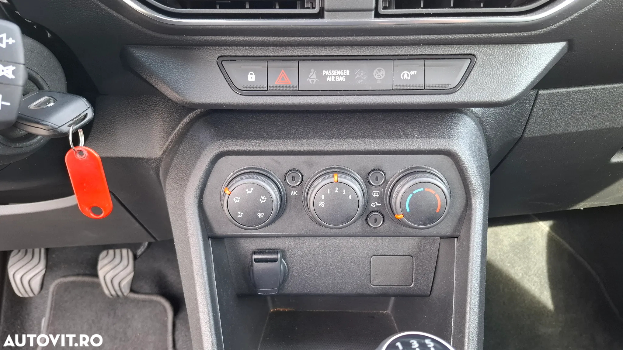 Dacia Sandero SCe 65 City - 8