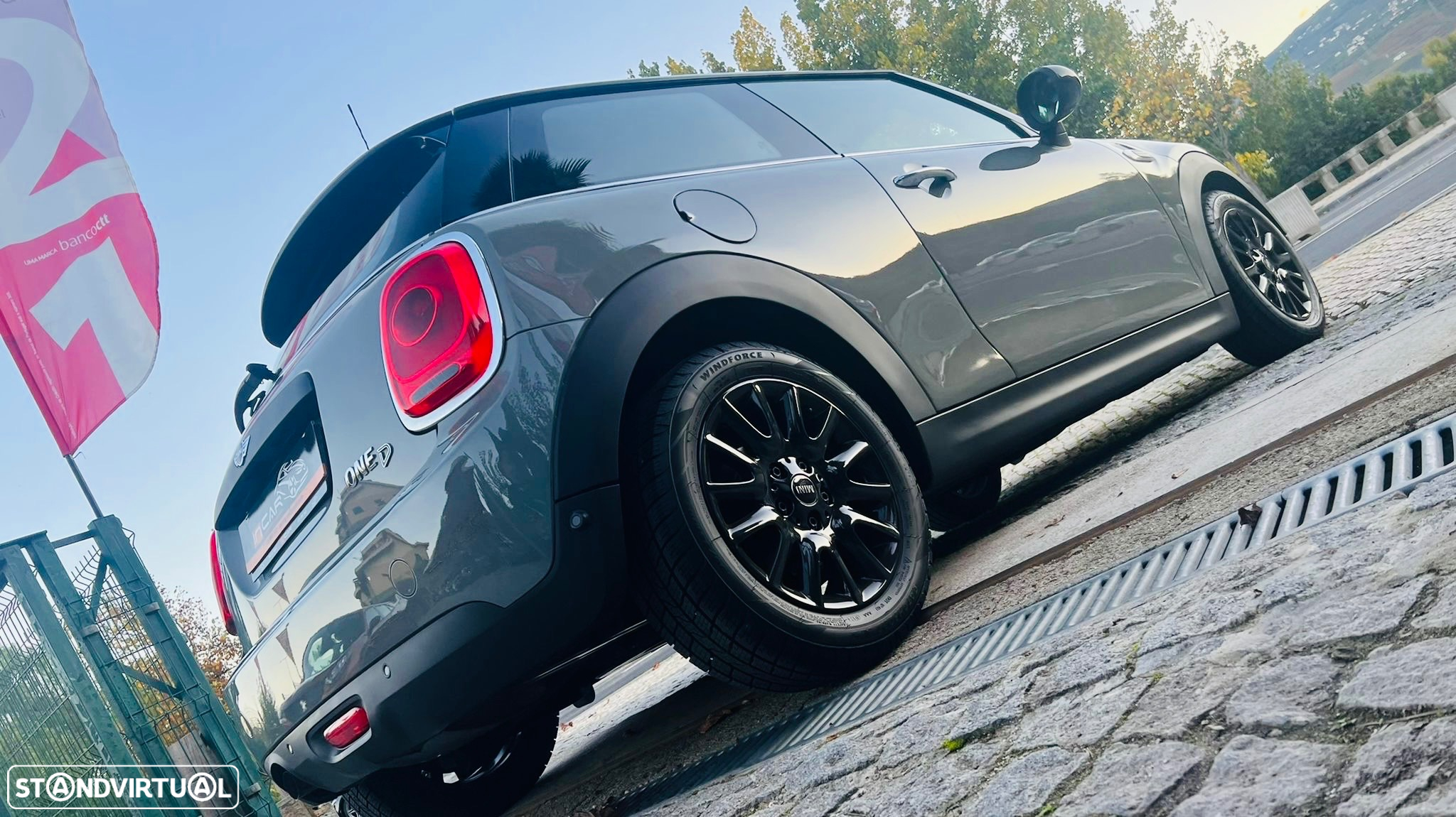 MINI 3 Portas One D Metropolitan - 4