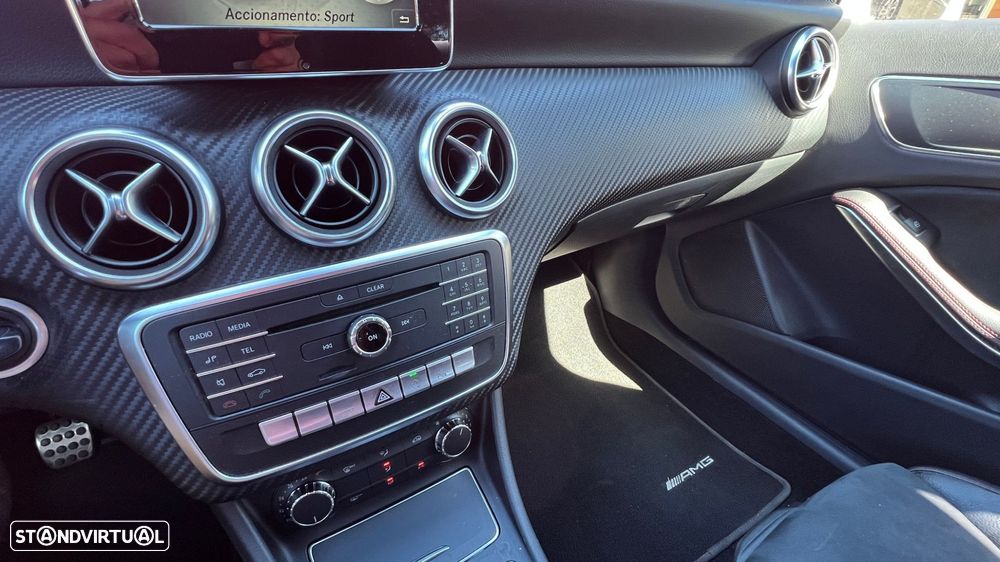 Mercedes-Benz A 180 d AMG Line - 13