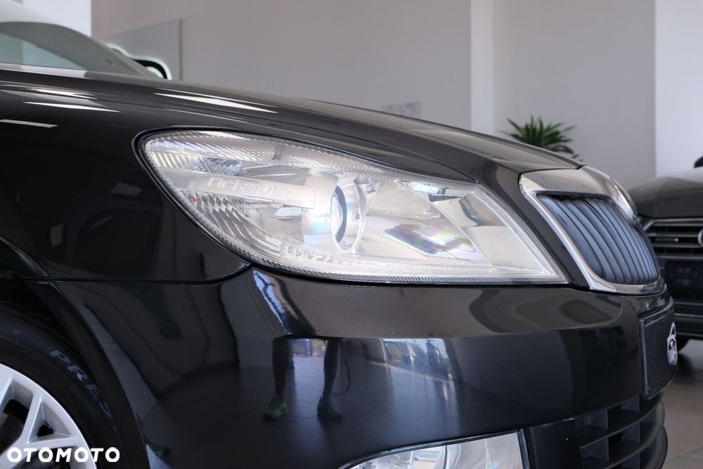 Skoda Octavia 1.6 TDI DPF DSG Active - 4