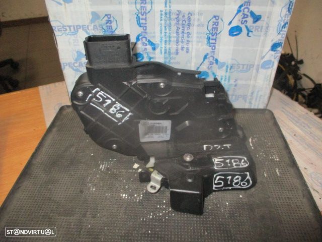 Fecho 31253659 VOLVO XC60 2014 2.0D 163CV 5P AZUL TESQ  10 PINOS - 1